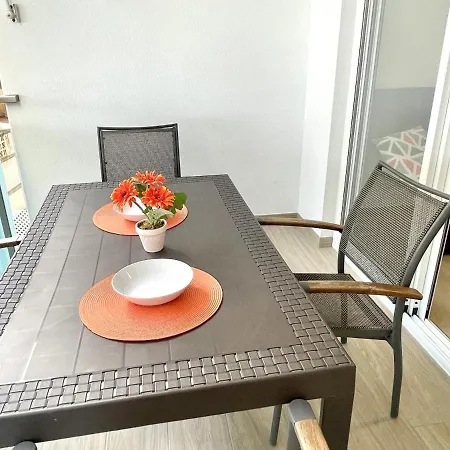 Apartbeach Fabiola Vistas Playa Y Climatizado Cambrils